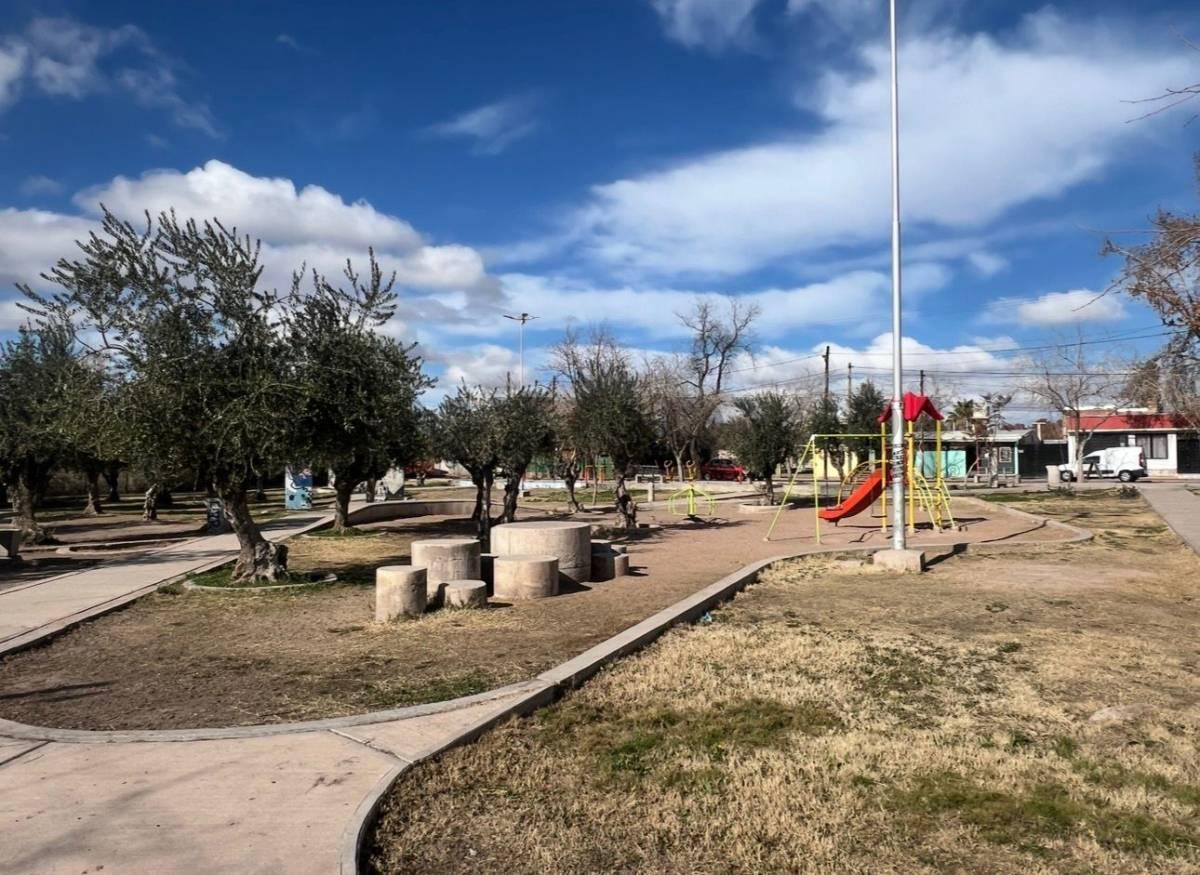 Foto de Venta de terreno calle Roca, imagen 2