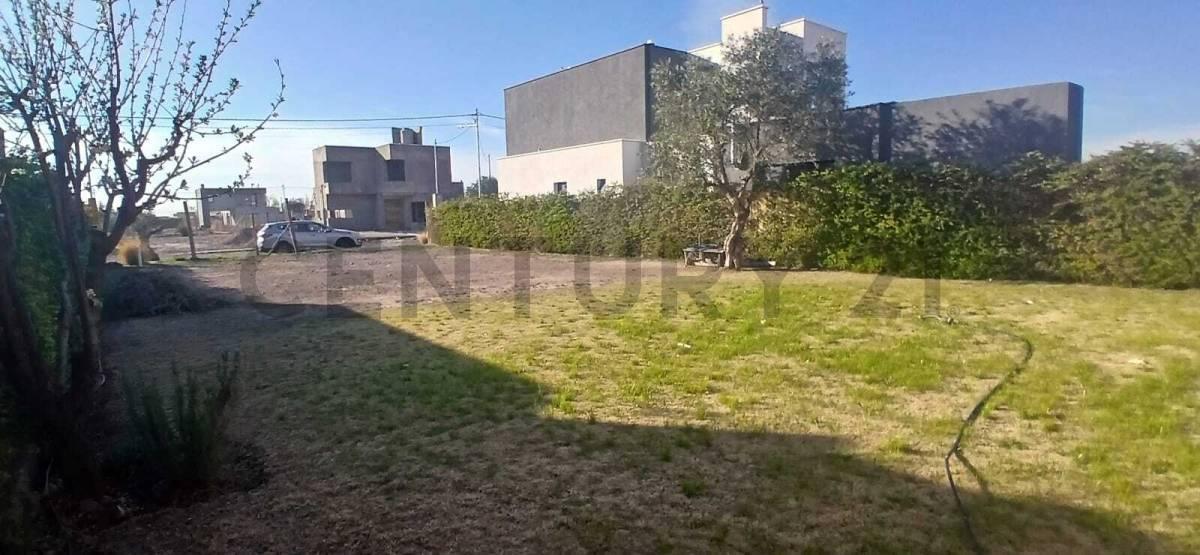 Foto de Century 21 Lucio Barroso Vende Lote en B Terra Grappa Maipu, imagen 5