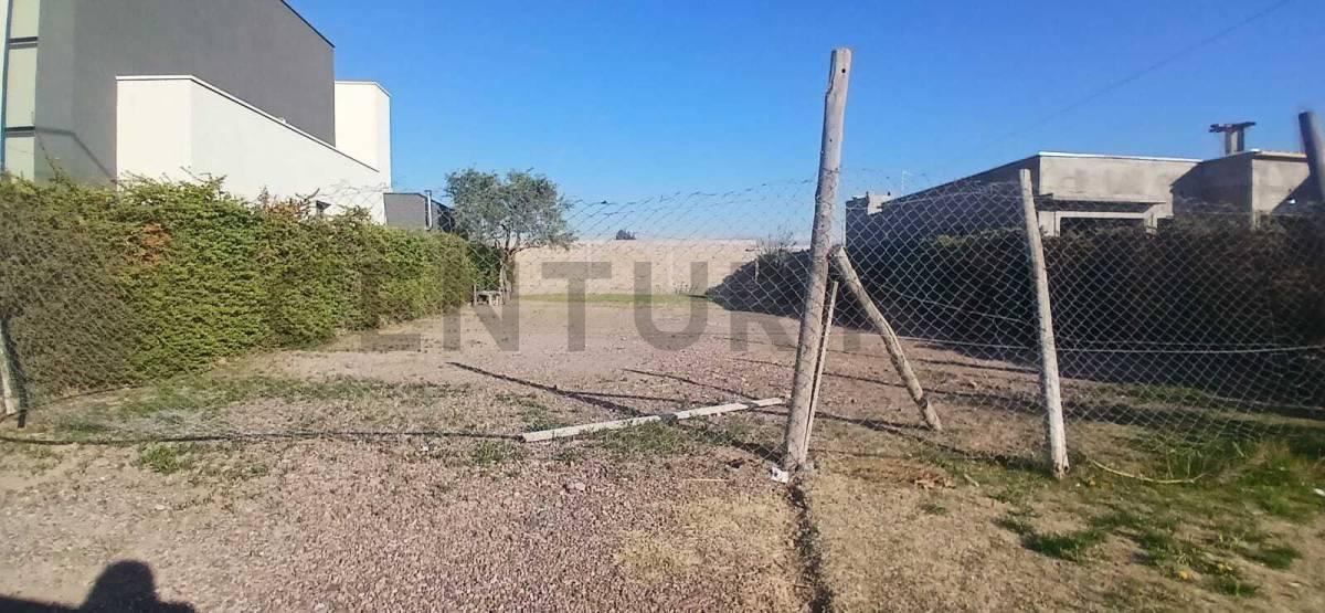 Foto de Century 21 Lucio Barroso Vende Lote en B Terra Grappa Maipu, imagen 4
