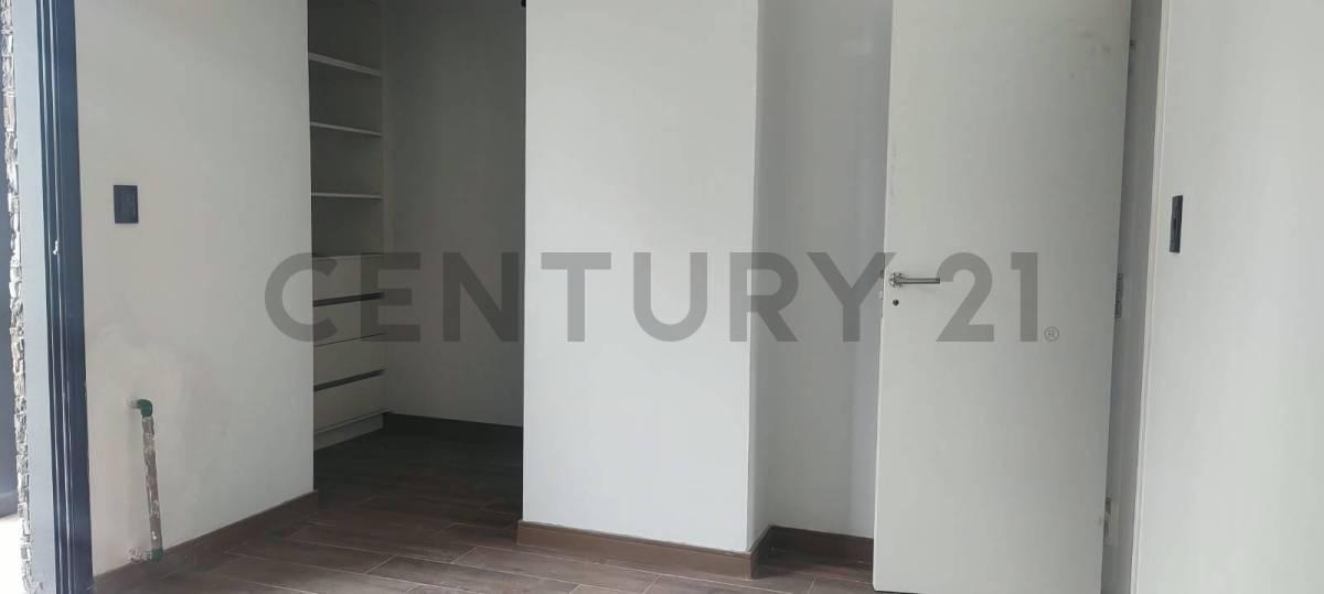 Foto de VENTA DE DUPLEX EN BARRIO PRIVADO COUNTRY CLUB MAIPÚ., imagen 5