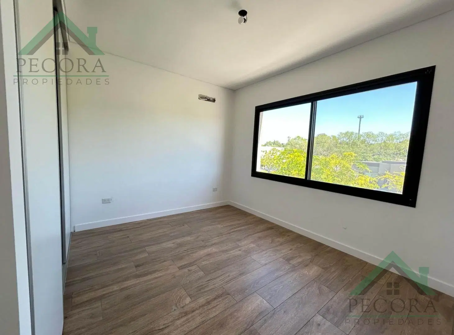 Casa a la laguna - El Canton - Norte - Lote 784 5