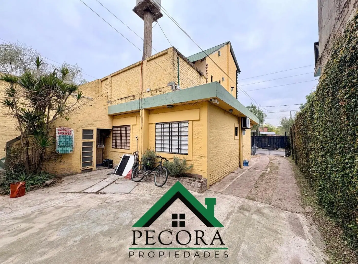 Venta en Bloque -  Departamentos y casa - Belen de Escobar 4