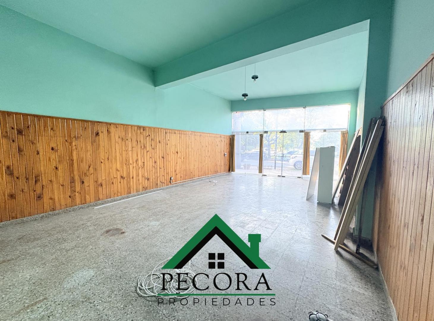 Foto de Local con deposito - Av. San Martin 959 - Belen de Escobar, imagen 2