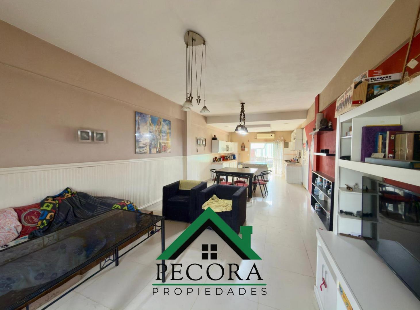Foto de APTA CREDITO - Casa - Lambertucci - Eugenia Tapia de Cruz 2000 - Belen, imagen 2