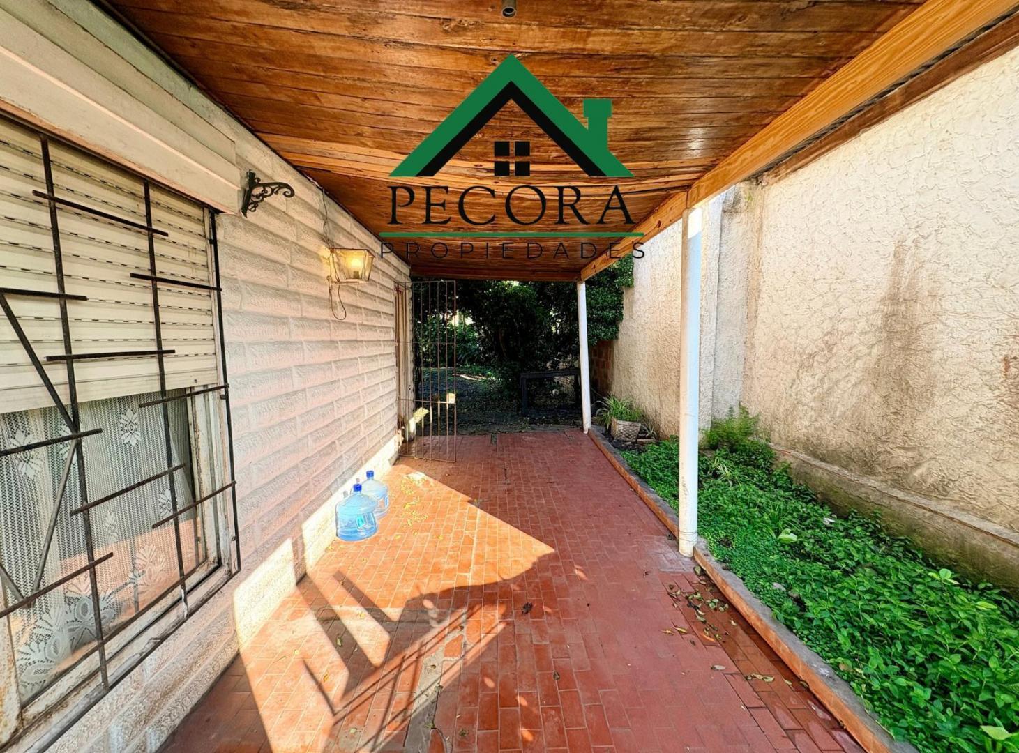 Foto de Casa - Terreno - Rodriguez Etchart 1331 - Tortuguitas, imagen 1