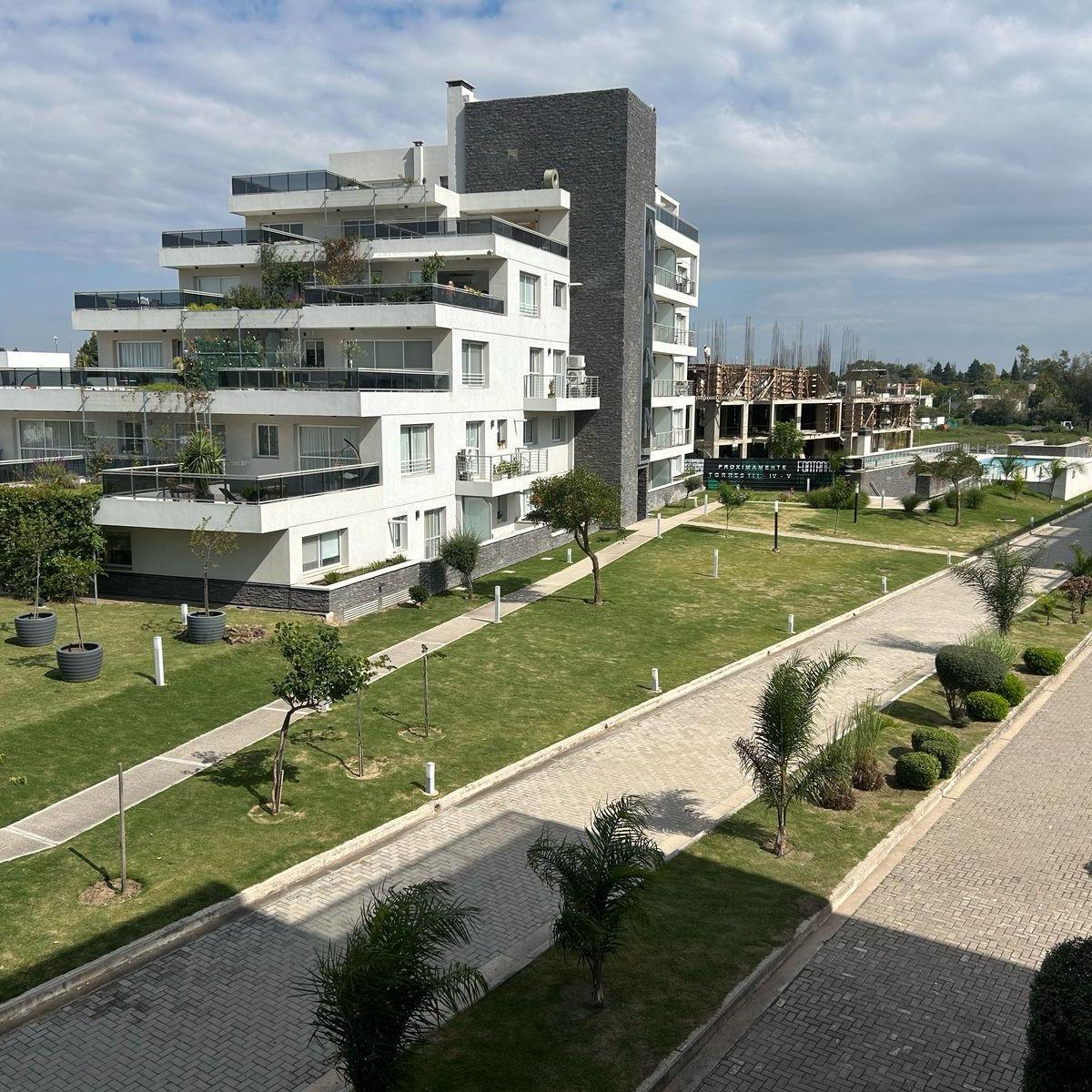 Venta Departamento 1 Dormitorio en Fontanas del Sur 1 2