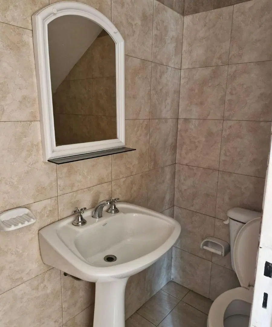 ALQUILO DUPLEX 3 DORMITORIOS C/ PATIO B° AMEGHINO SUD 1