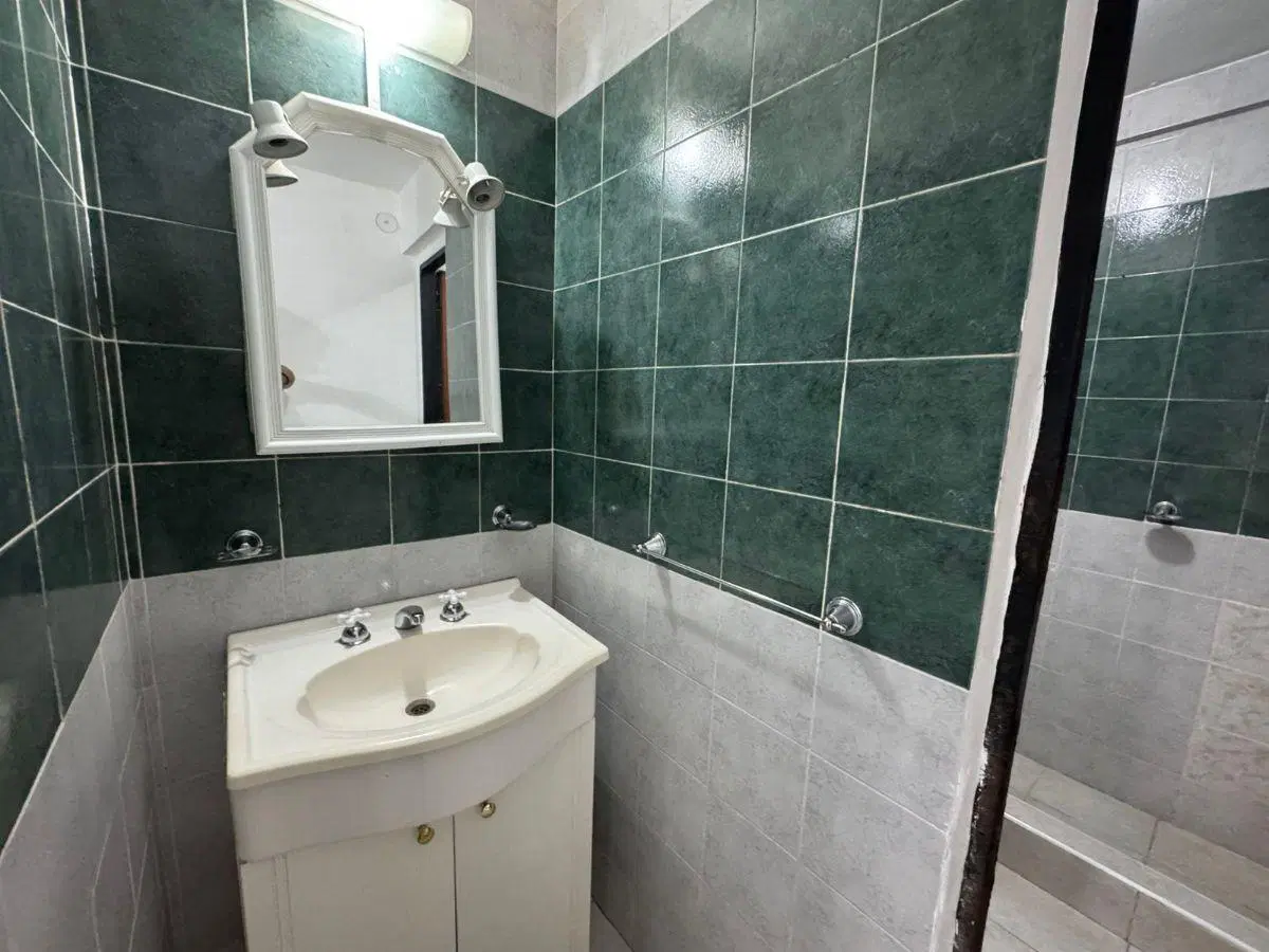 ALQUILO DUPLEX 2 DORMITORIOS C/ PATIO B° PARQUE CAPITAL 5