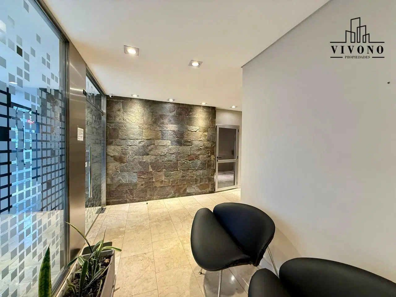 Departamento 2 ambientes con balcón y cochera en venta Palermo Carranza y Niceto Vega 2