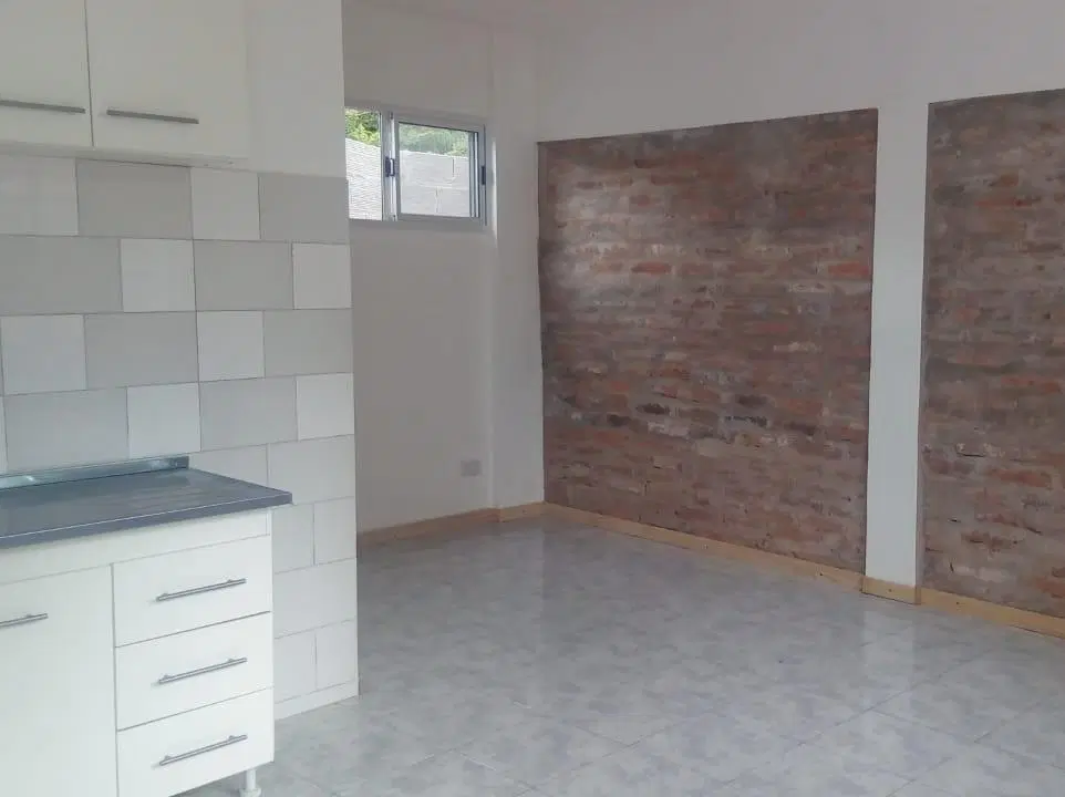 Venta terreno con vivienda multifamiliar Belen de Escobar ideal inversor Financiado 4