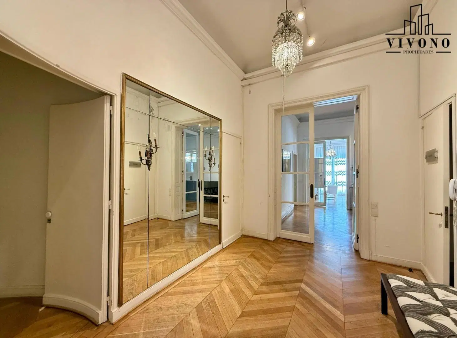 Oficina o vivienda en venta o alquiler a en Plaza San Martín - Florida y Marcelo T. - Retiro 5