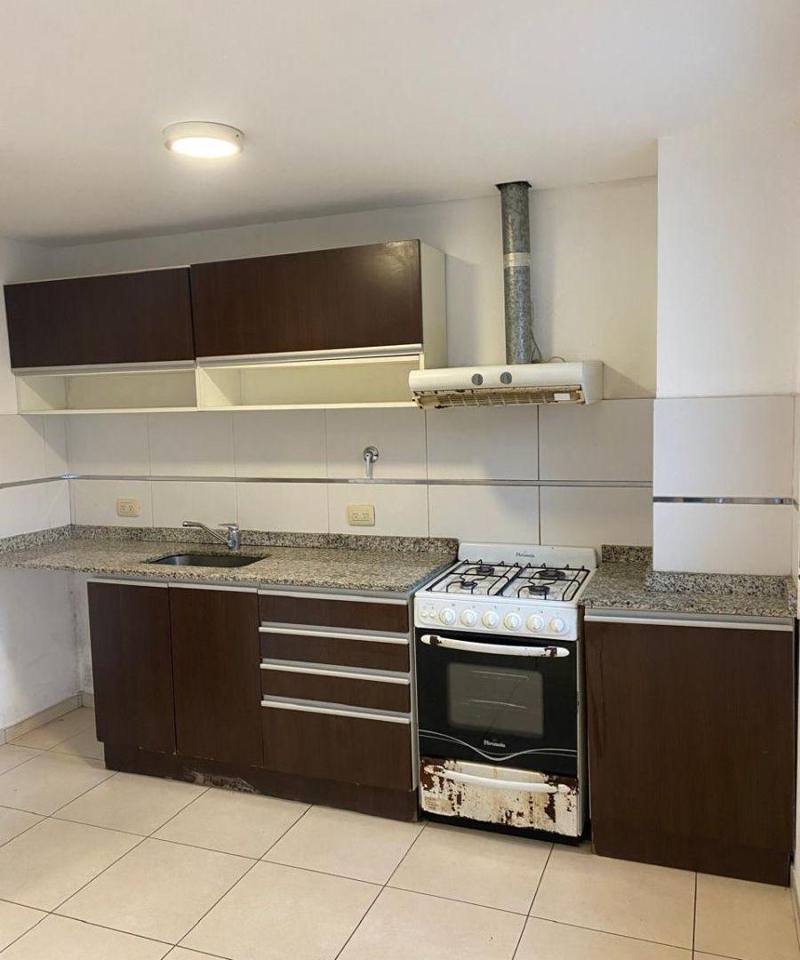 Foto de DEPARTAMENTO 2 AMBIENTES BERNAL PLENO CENTRO, imagen 2