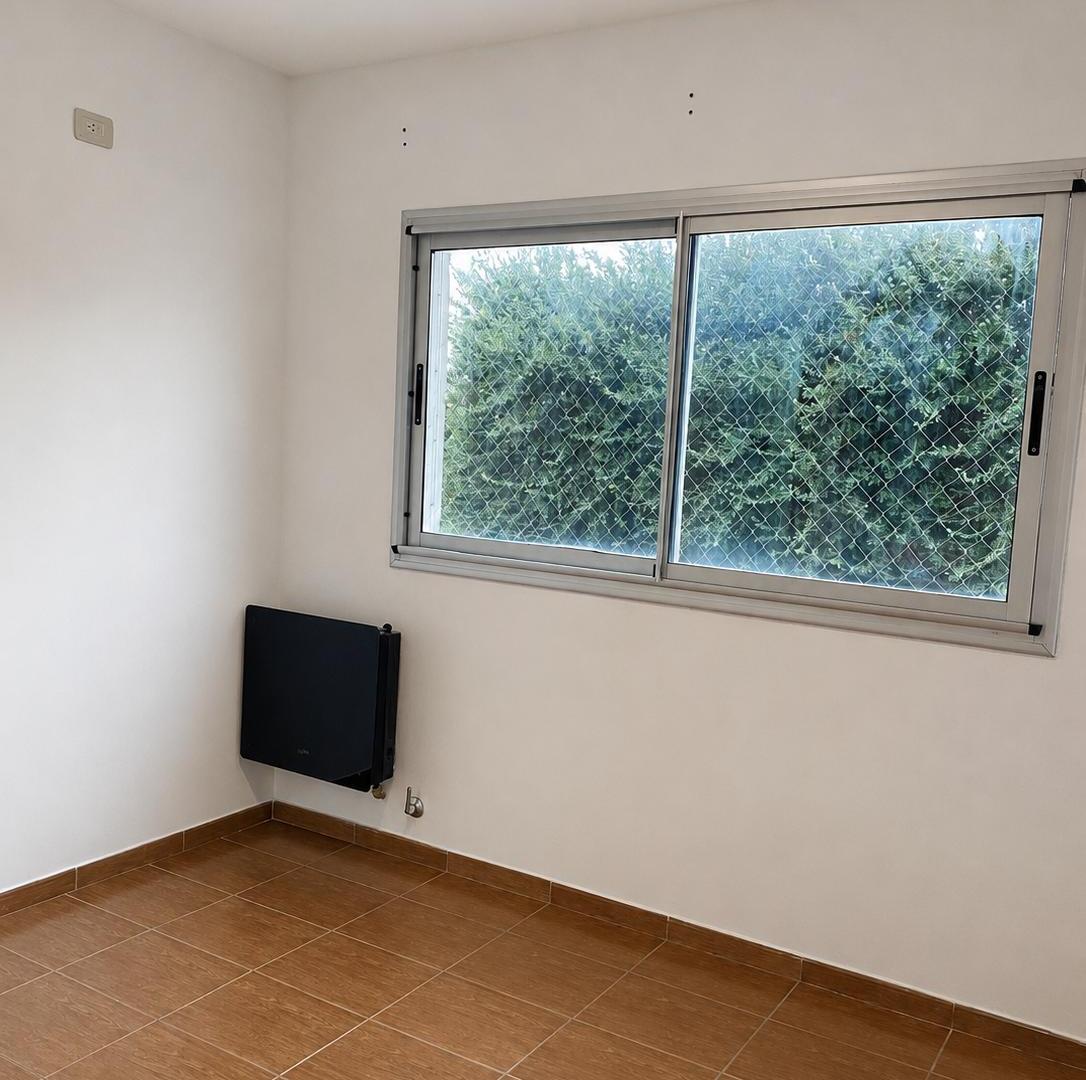 Foto de DEPARTAMENTO 2 AMBIENTES BERNAL PLENO CENTRO, imagen 3