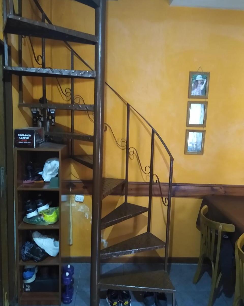 Foto de PH de 70 m² con 3 dormitorios en venta en San Justo, imagen 3