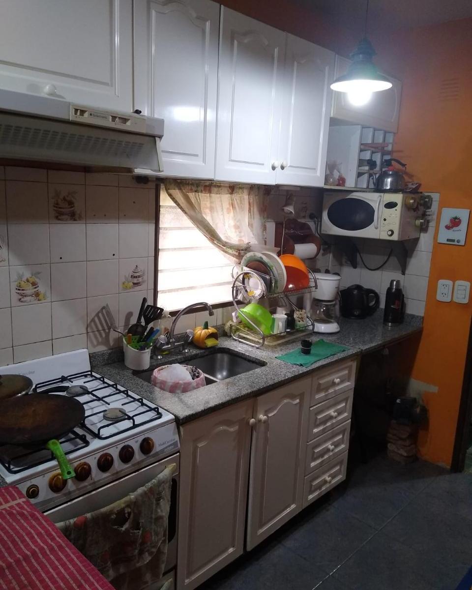Foto de PH de 70 m² con 3 dormitorios en venta en San Justo, imagen 5