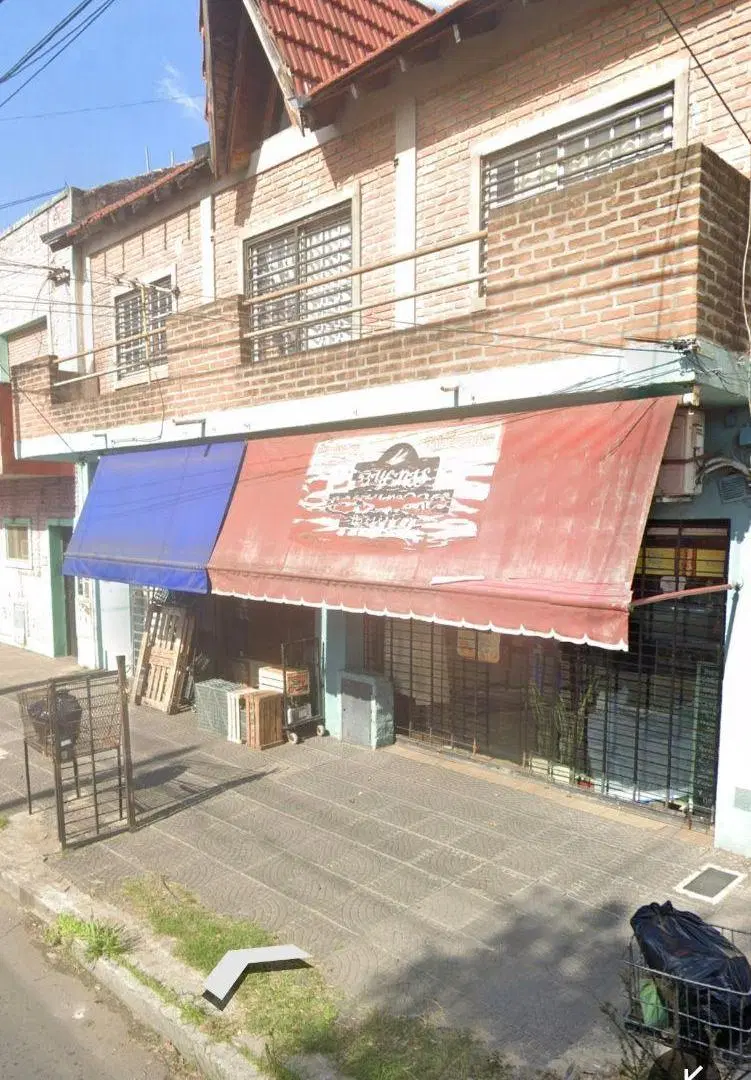 Local comercial de 16 m² en alquiler en Villa Luzuriaga 5