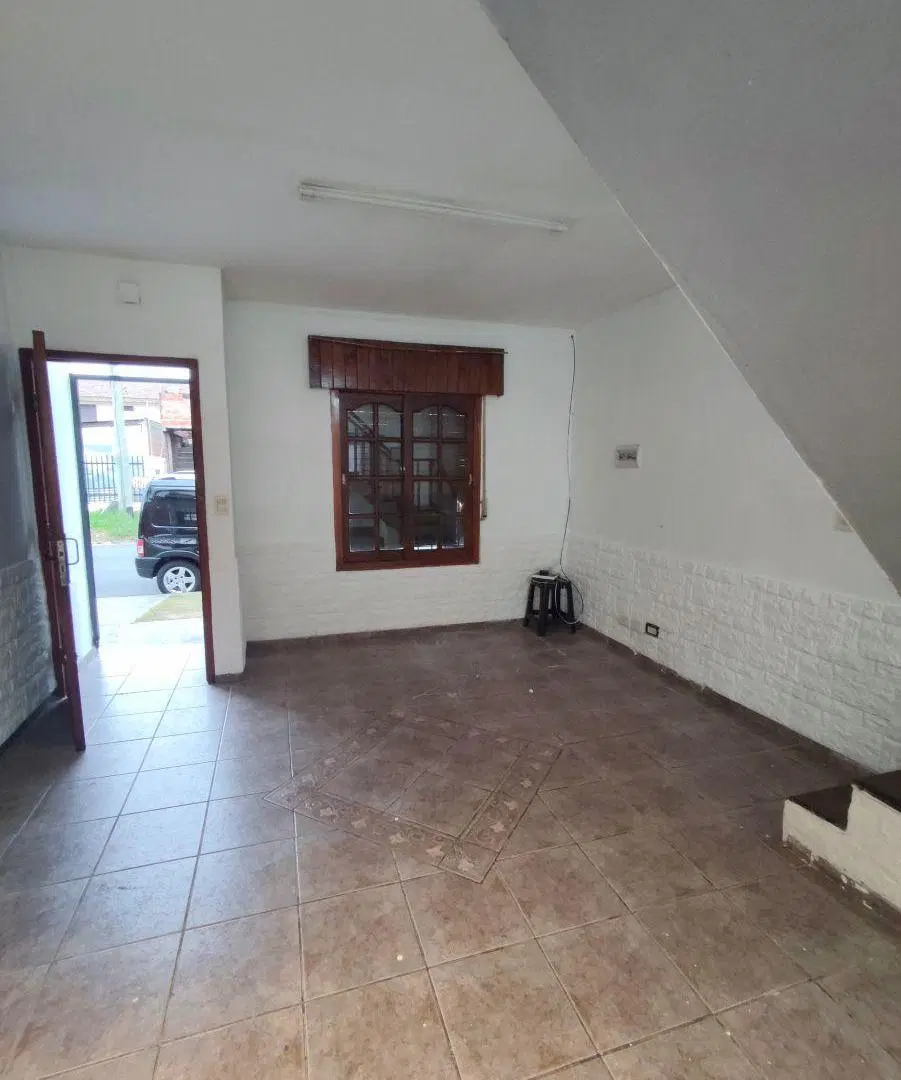 Alquilo Duplex de 3 Amb Villa Luzuriaga 2