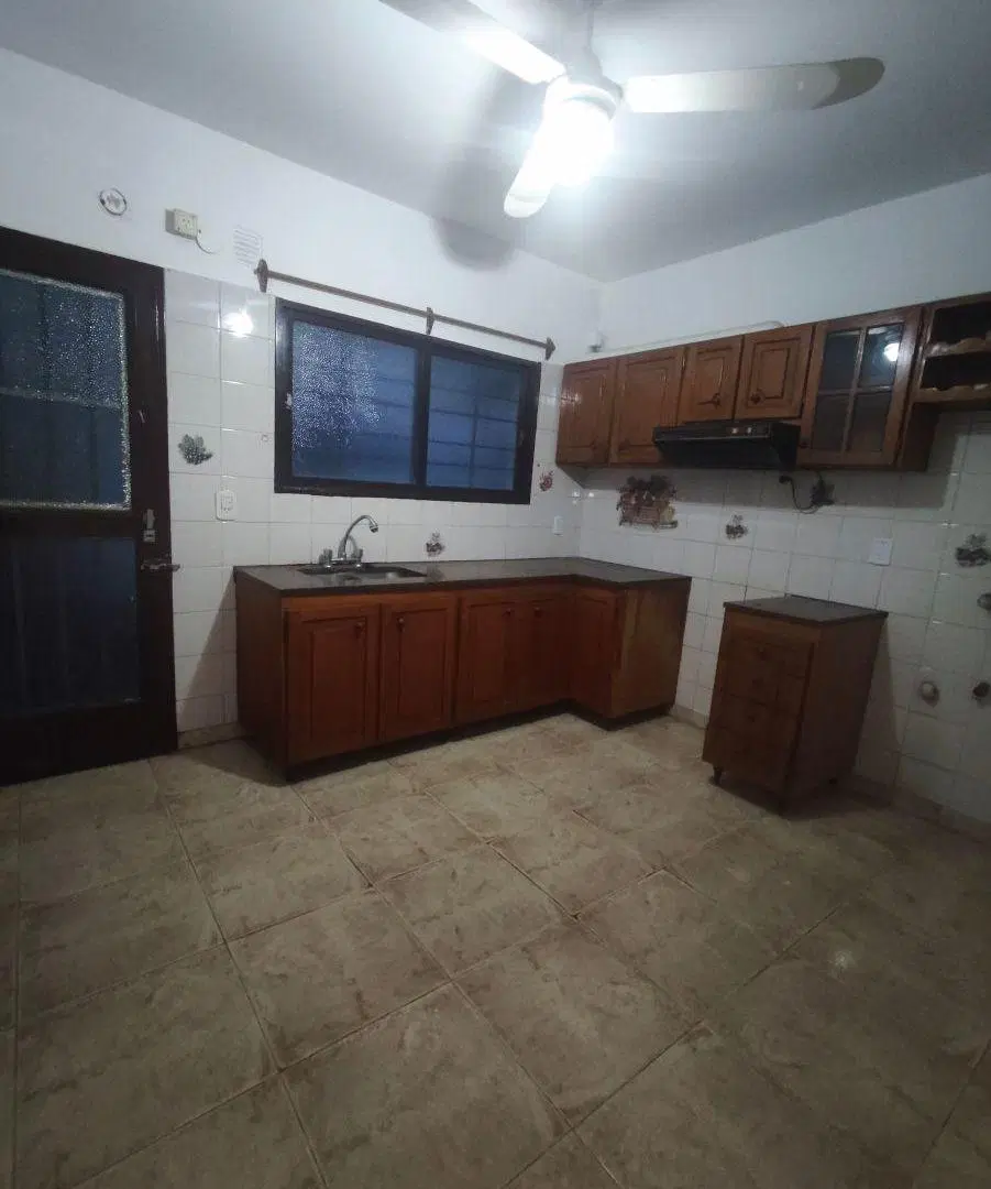 PH en Villa Luzuriaga con 90 m2 construidos y 2 dormitorios en alquiler 4