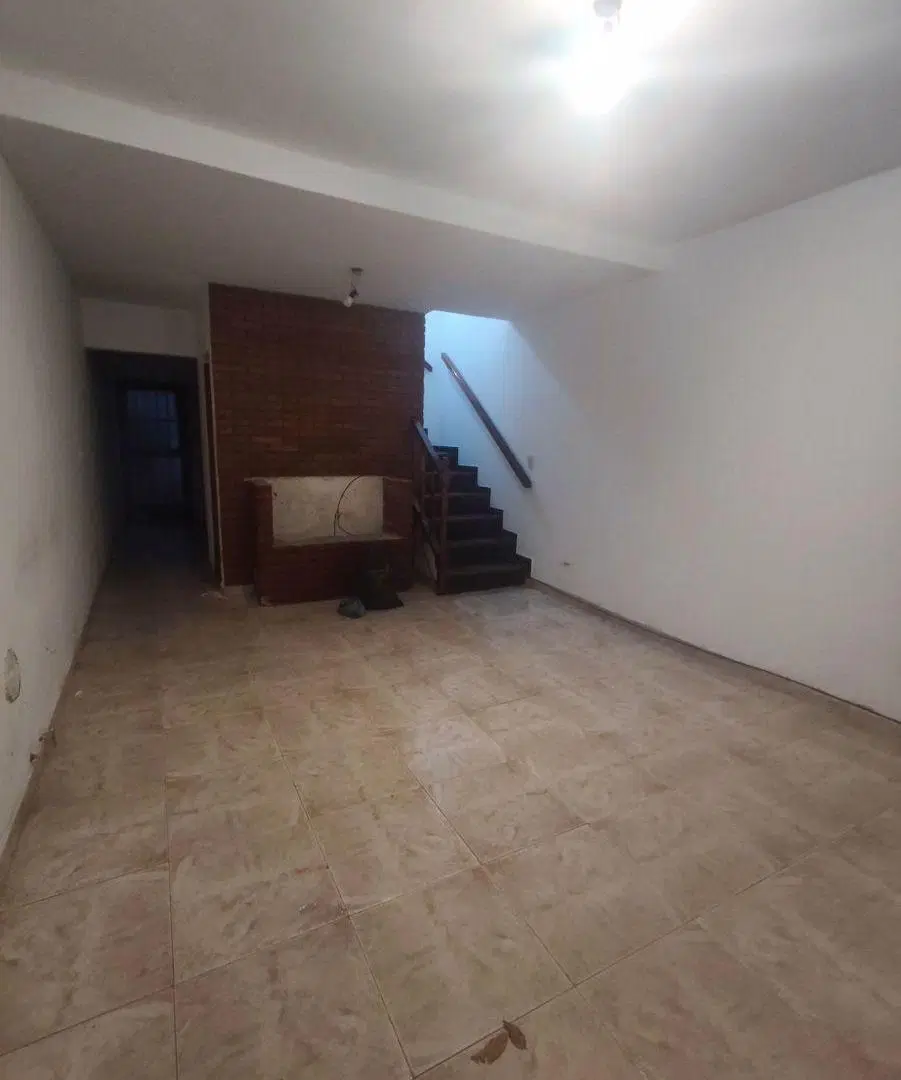 PH en Villa Luzuriaga con 90 m2 construidos y 2 dormitorios en alquiler 3