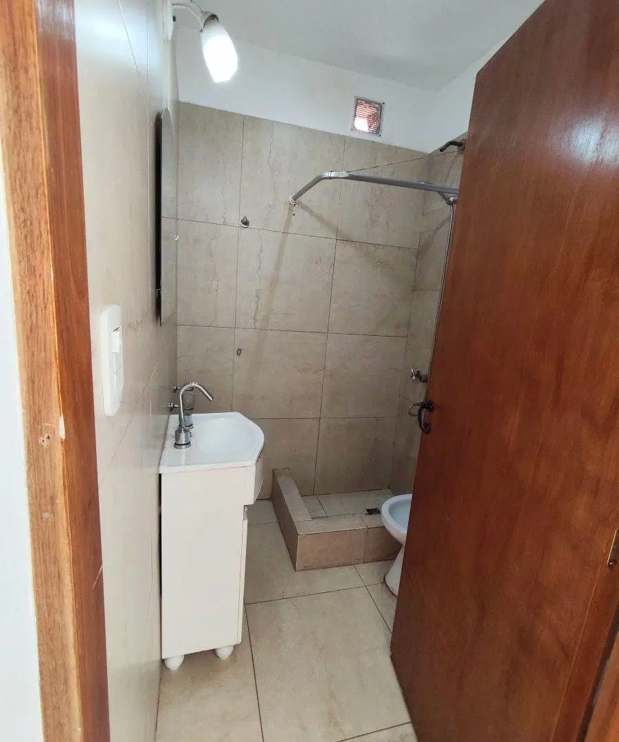 Departamento de 40 m2 con 1 dormitorio en alquiler en Villa Luzuriaga 4