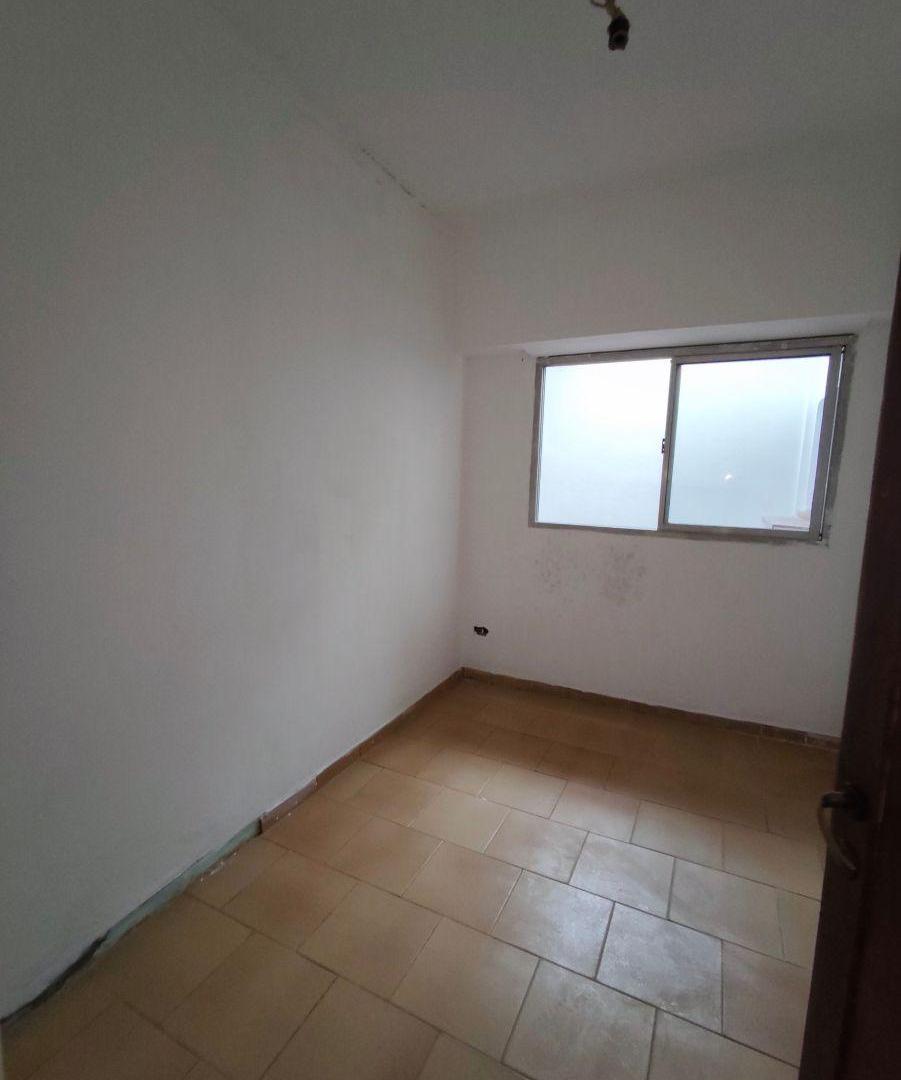 Foto de Alquilo 2 PH de 149 m² 4 Amb y 2 Amb en Castelar Ideal 2 Familia Taller Familiar, imagen 2