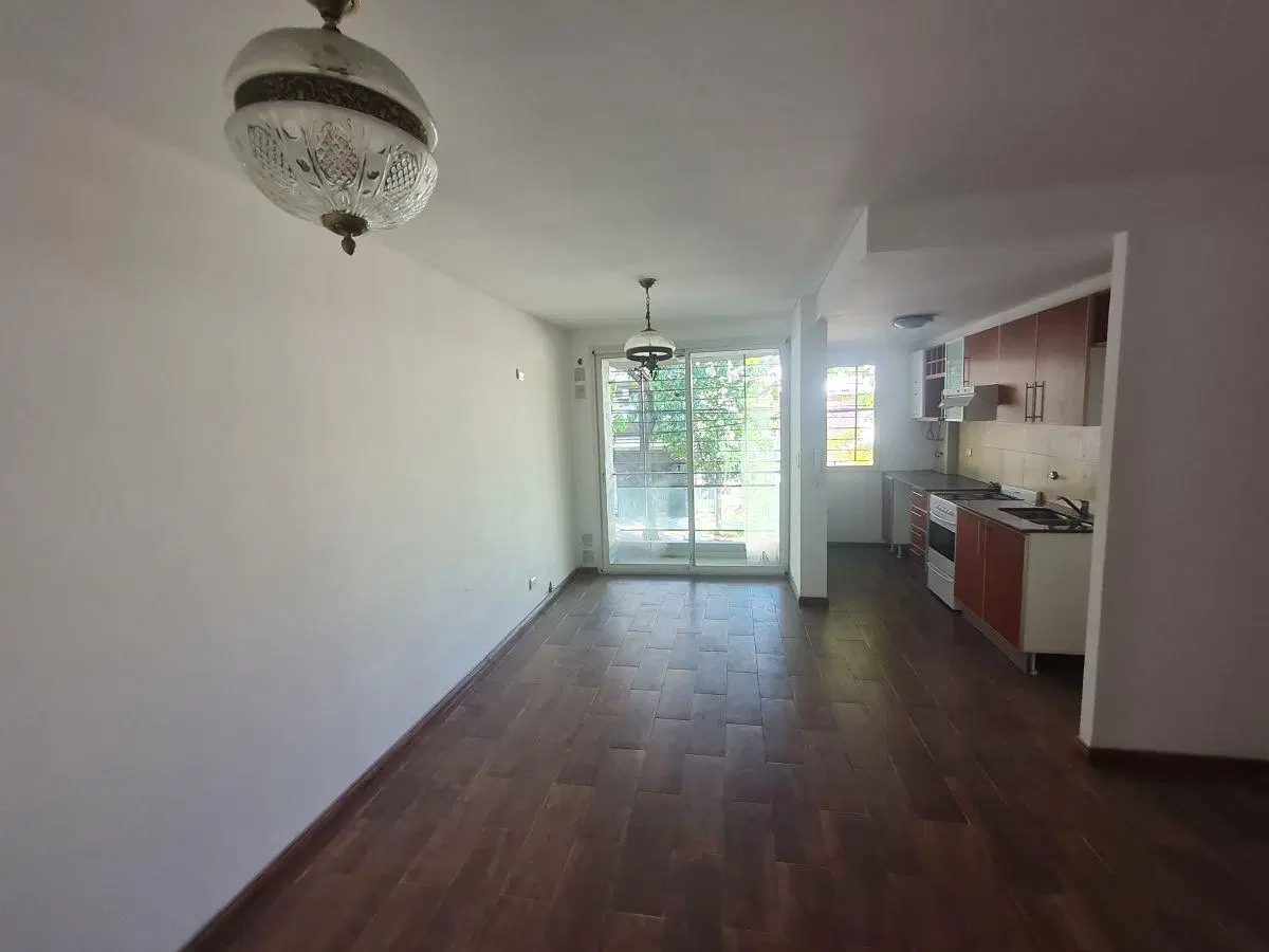 PICHINCHA ROSARIO. DEPTO UN DORMITORIO CON COCHERA 4