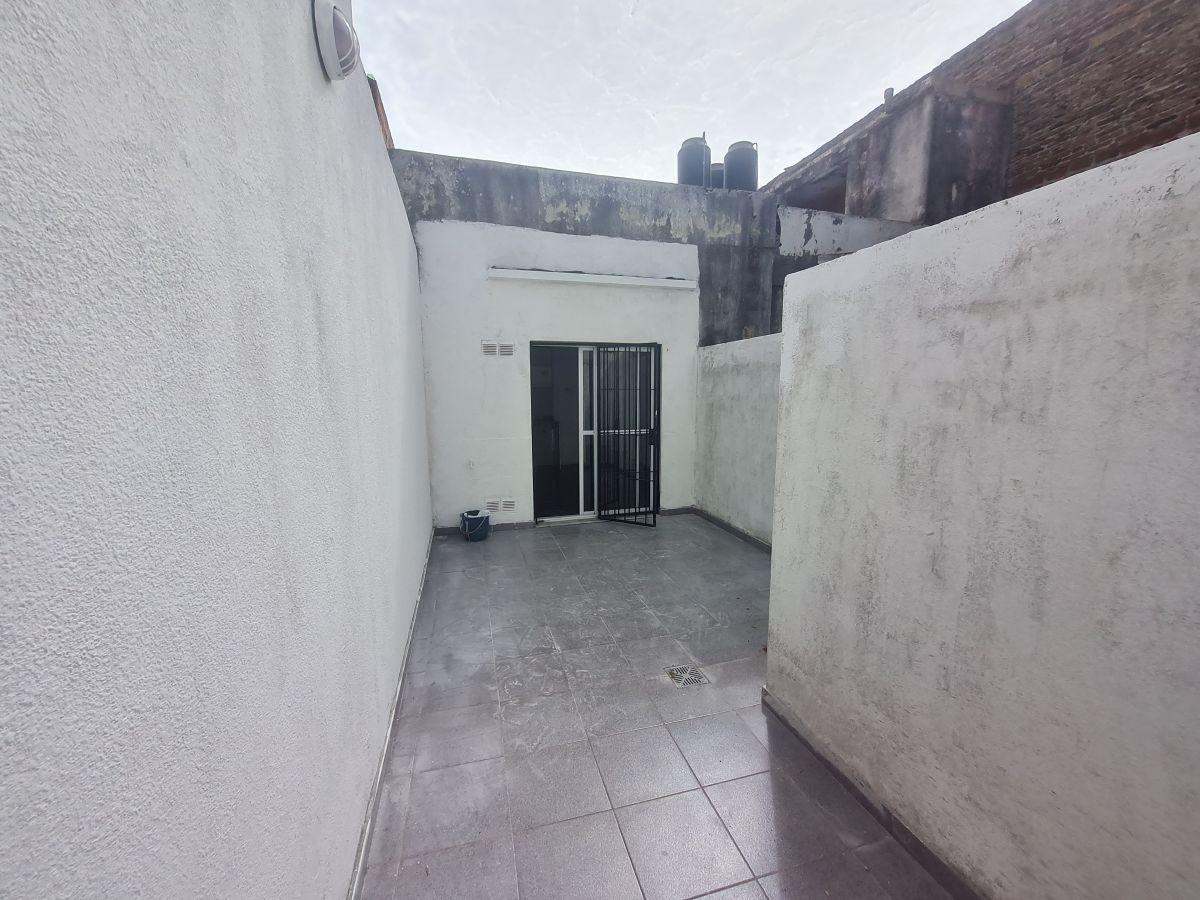 Foto de Depto. pasillo Vélez Sársfield 659 Un Dormitorio, imagen 4