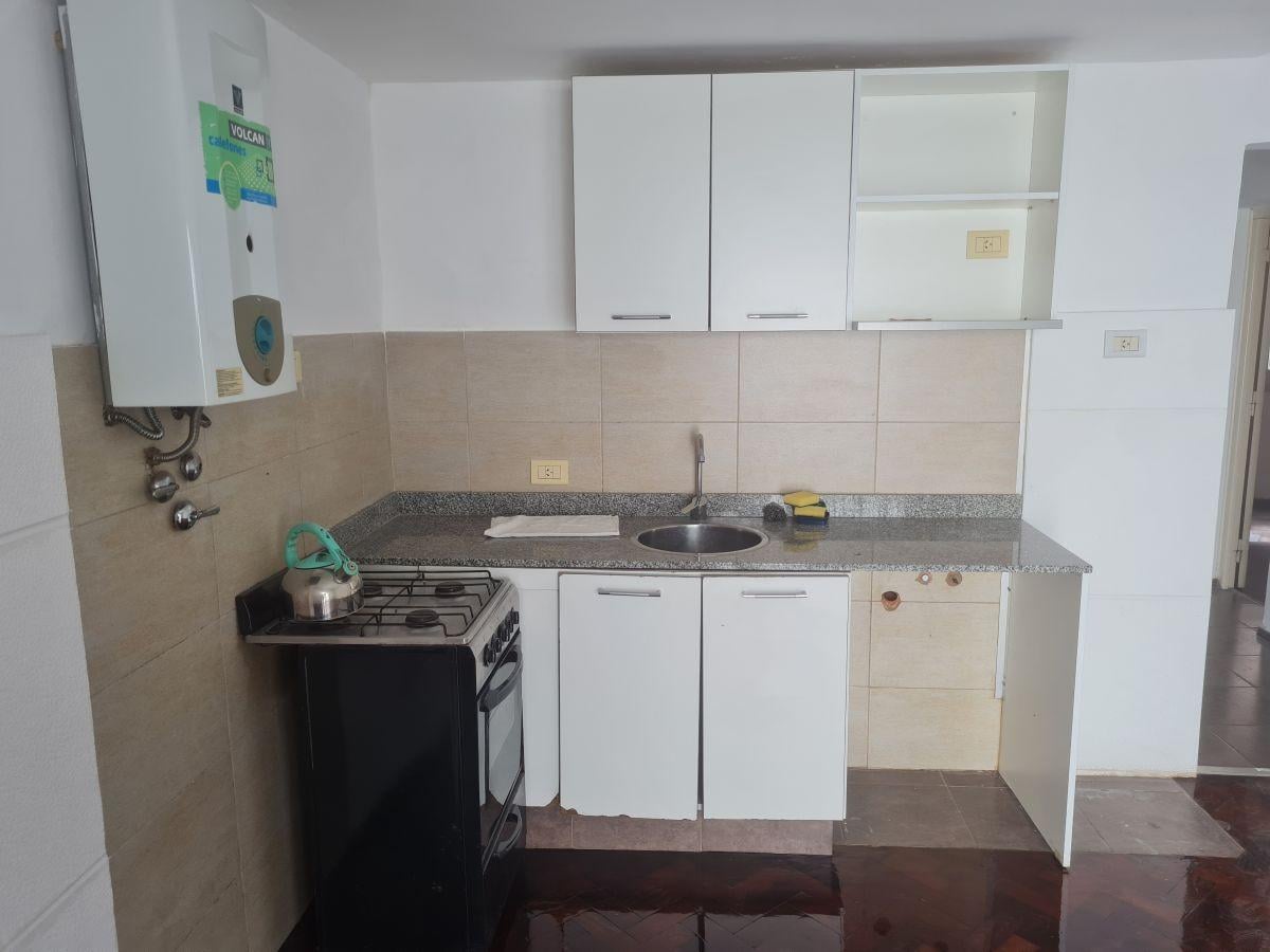 Foto de Depto. pasillo Vélez Sársfield 659 Un Dormitorio, imagen 5