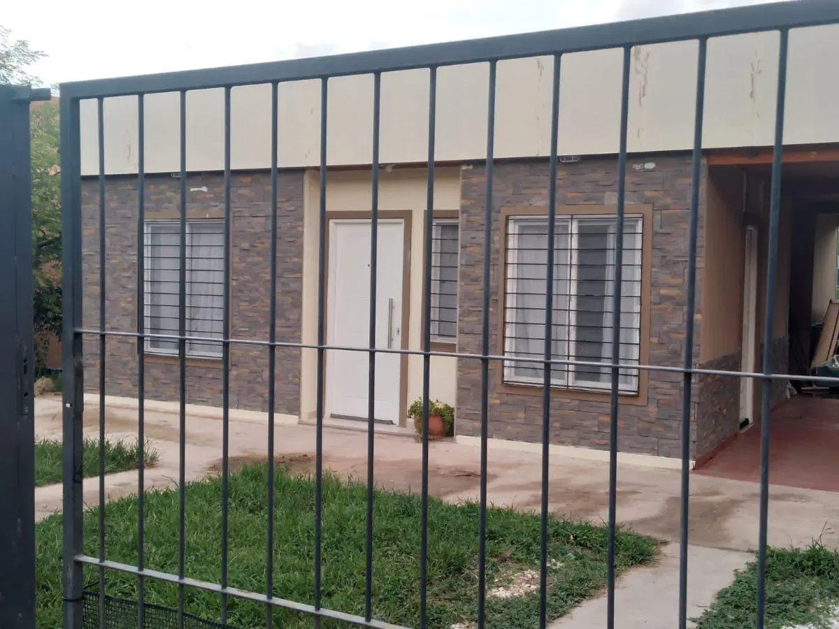 SUPER OFERTA! EN VENTA, CASA DE 3 DORMITORIOS A 50 METROS DE RUTA 38, VILLA PARQUE SIQUIMAN, CORDOBA 2
