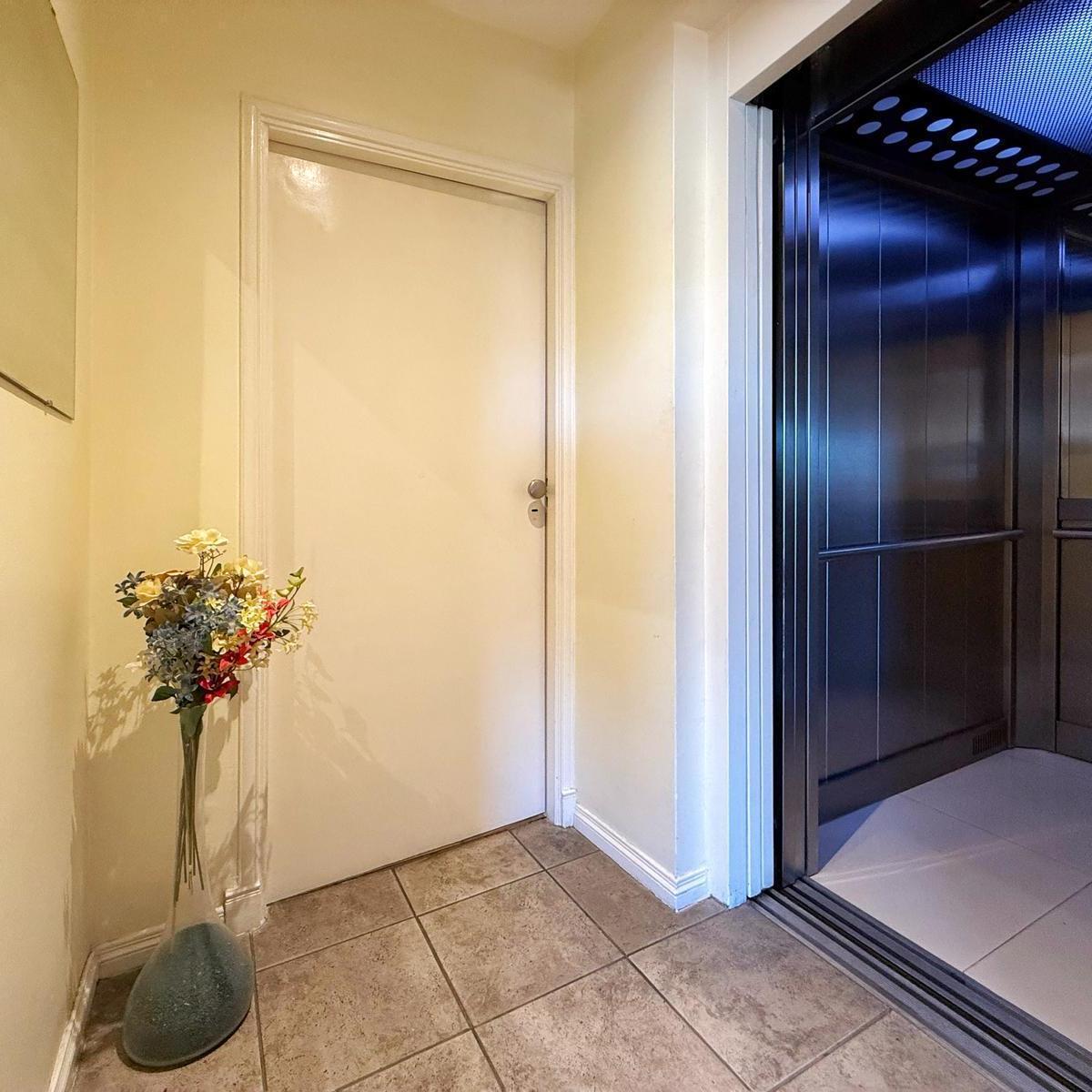 Piso 4 ambientes con terraza y parrilla · Chauvin