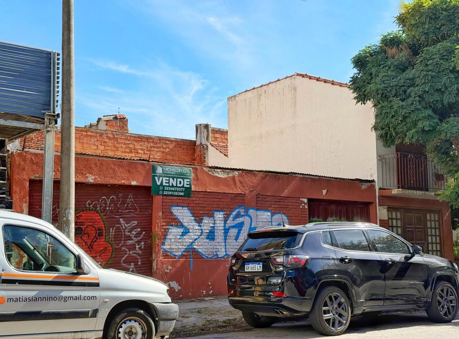 Foto de Terreno en zonificación C1 · Chauvín, imagen 2