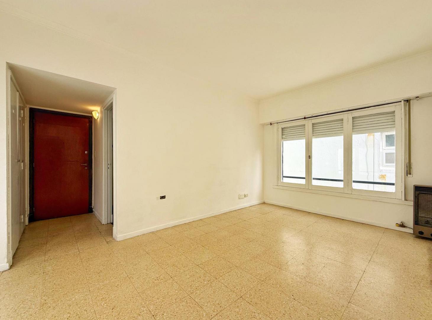 Foto de Departamento 2 ambientes con cochera · Centro, imagen 2