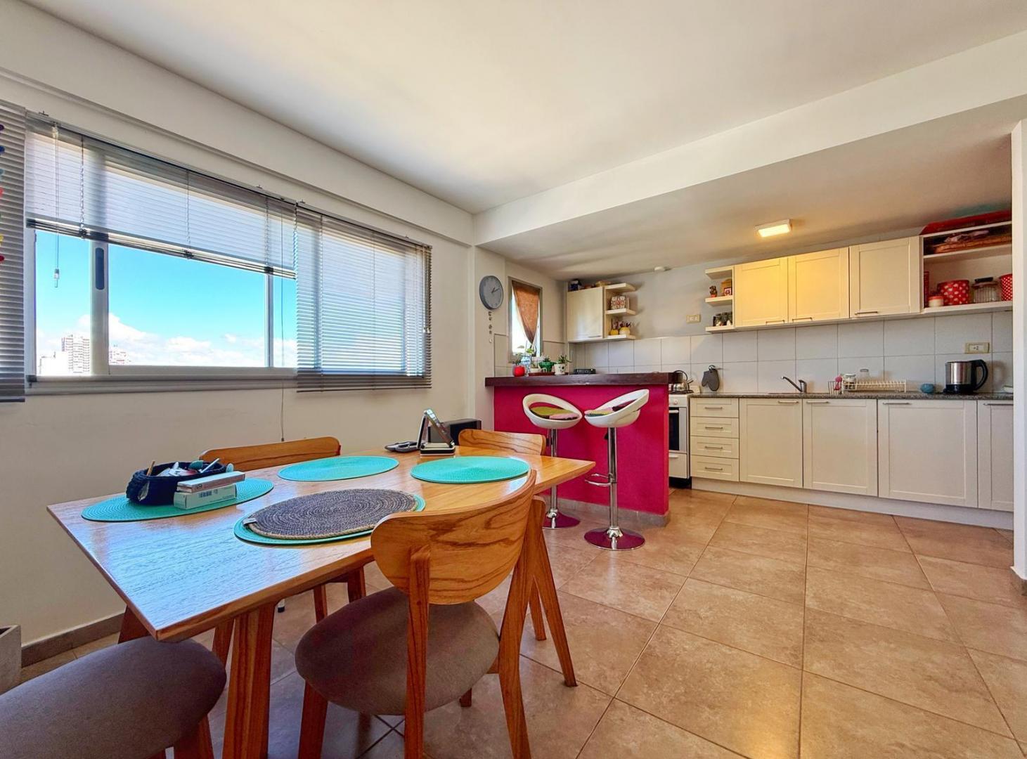 Foto de Departamento 2 ambientes con cochera · San José, imagen 1