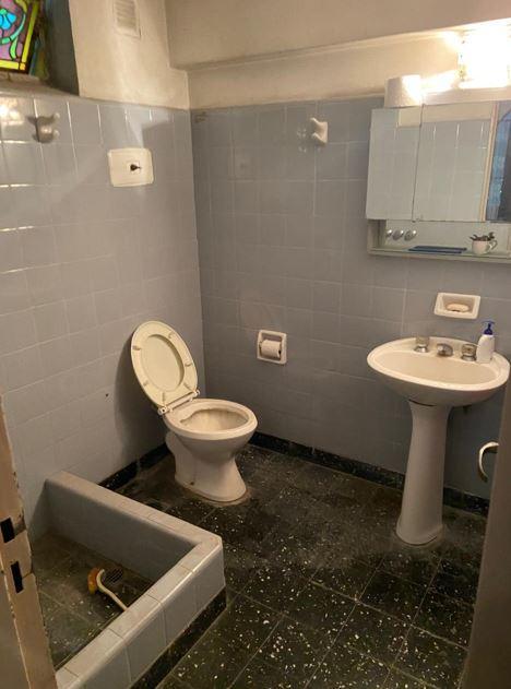 Venta PH de 8 Ambientes en Dos Plantas! 330 m² Mas Azotea! 4