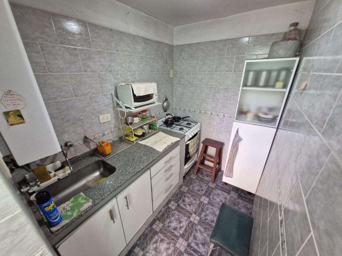 Foto de PH de 86 m² 3 Ambientes en Planta Baja con Patio, Quincho y Terraza, imagen 3