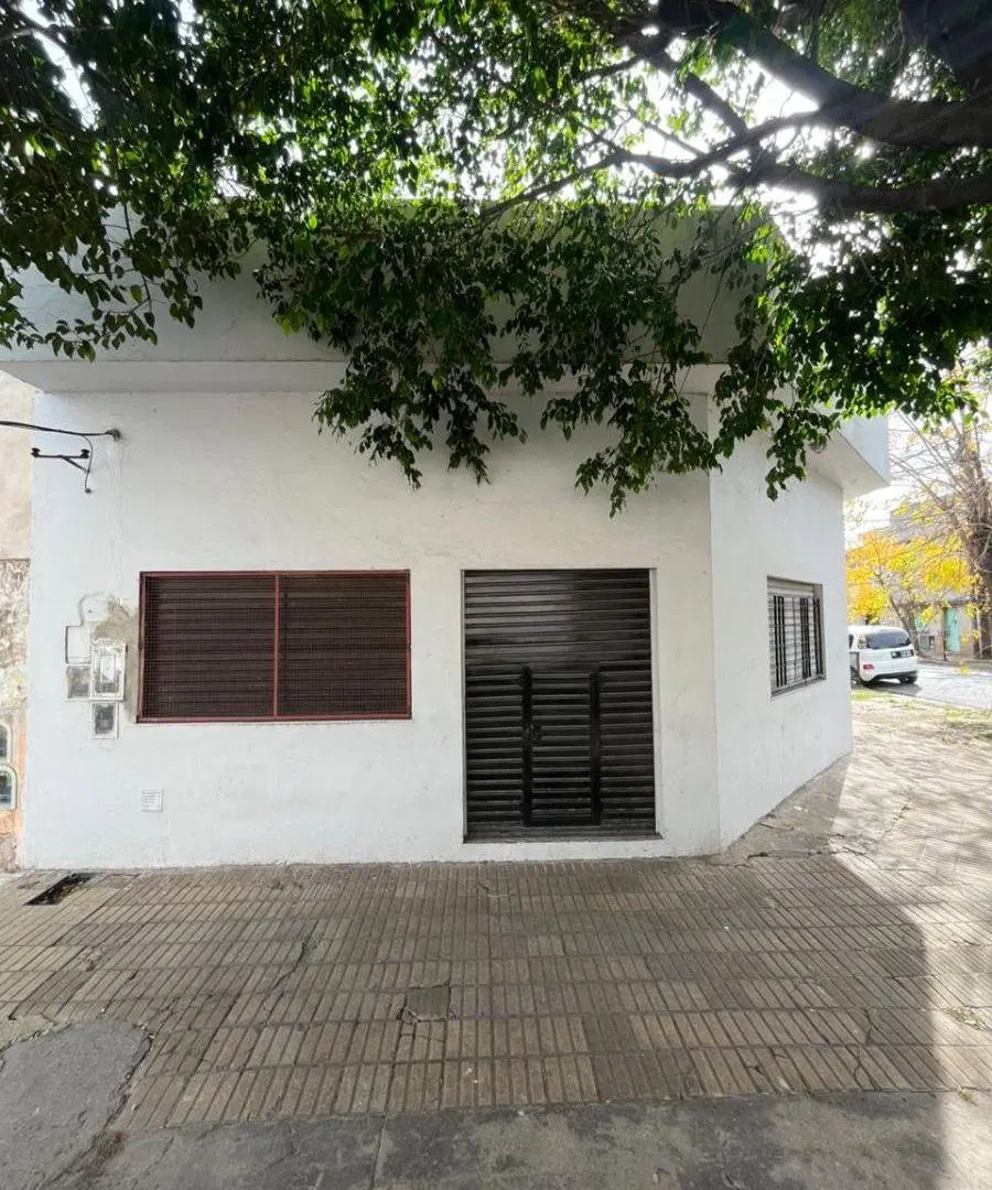 Local Comercial de 60 m² en Alquiler en Avellaneda Apto Todo Rubro 5