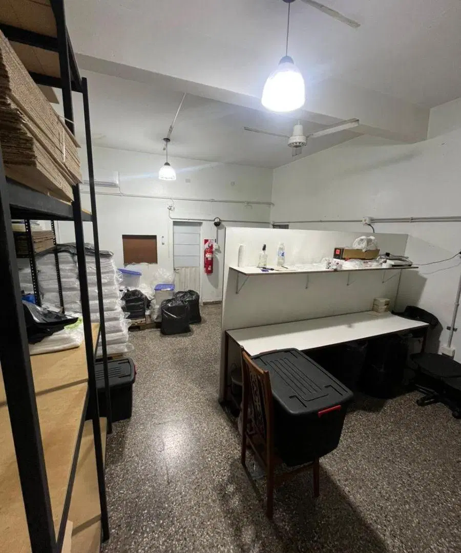Local Comercial de 60 m² en Alquiler en Avellaneda Apto Todo Rubro 4