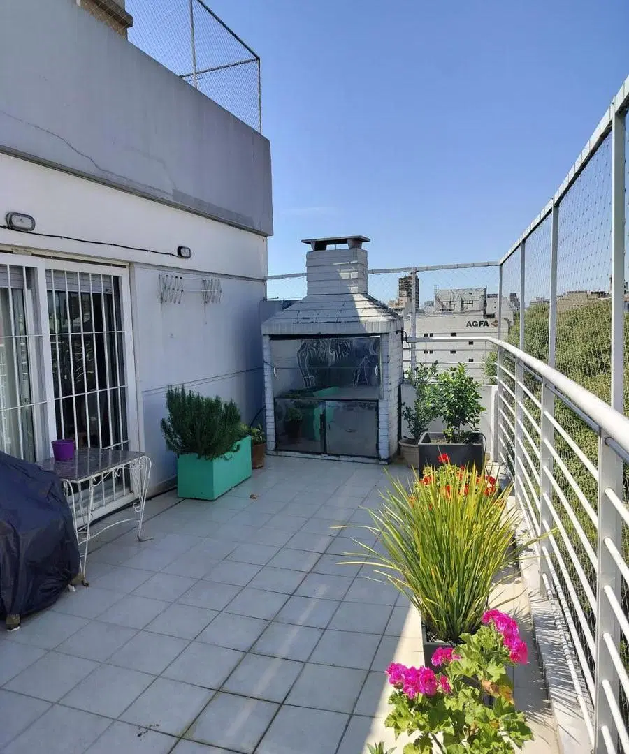 Excelente 3 Ambientes al Frente c/ Balcon Terraza - Cochera y Baulera 1