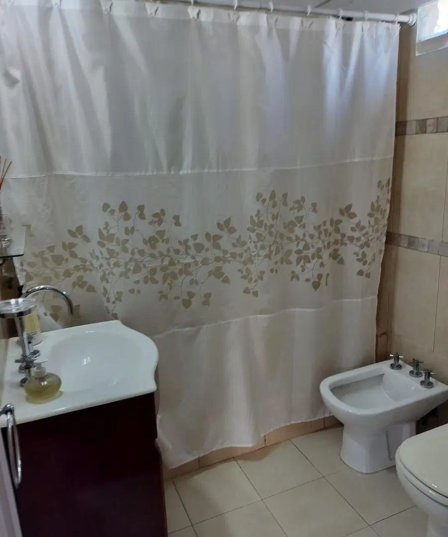 Excelente 3 Ambientes al Frente c/ Balcon Terraza - Cochera y Baulera 2