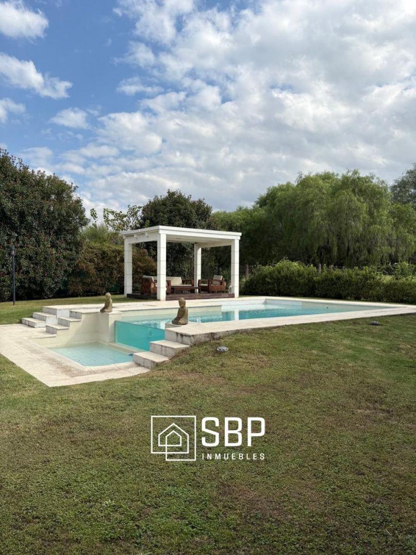 Casa de Categoría en Venta | Altos del Chateau | 4 Dormitorios
