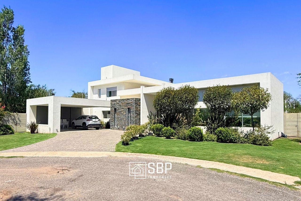 CASA EN VENTA | ALTOS DEL CHATEAU | 5 DORM