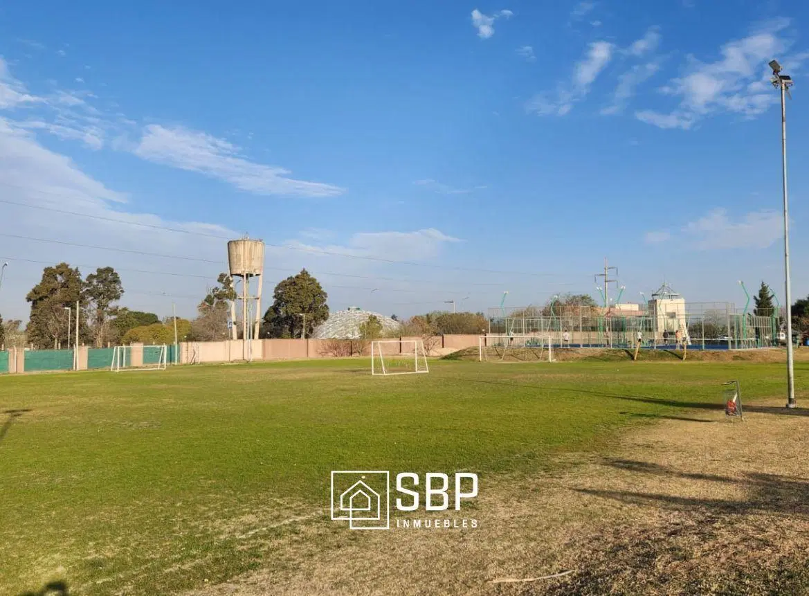 Vendo Lote en Barrio La CASCADA Country Golf - Etapa 2 - 1.500 m2 2