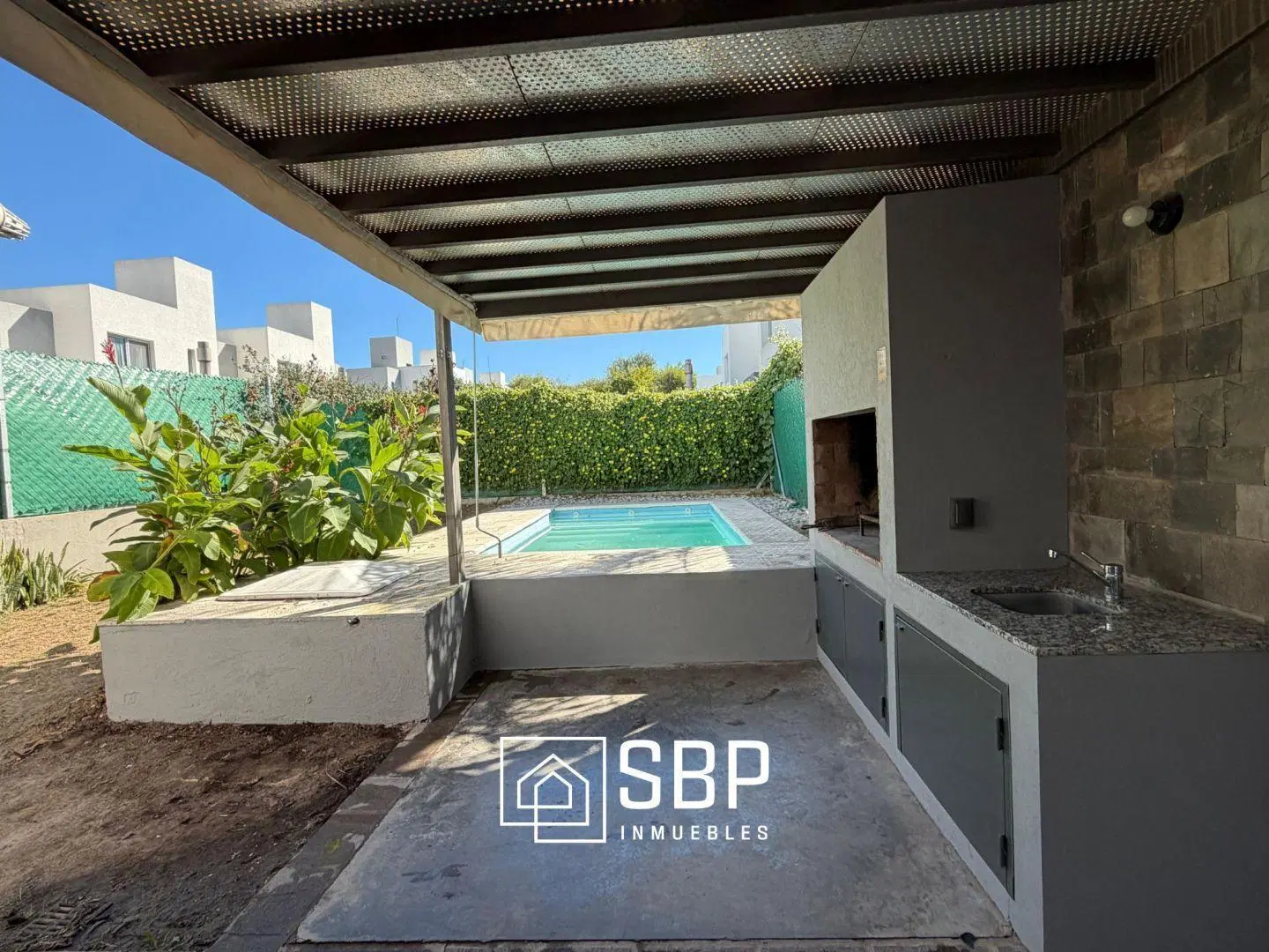 Alquilo Duplex en Patagonia Village | Valle escondido | 2 dorm con pileta 3