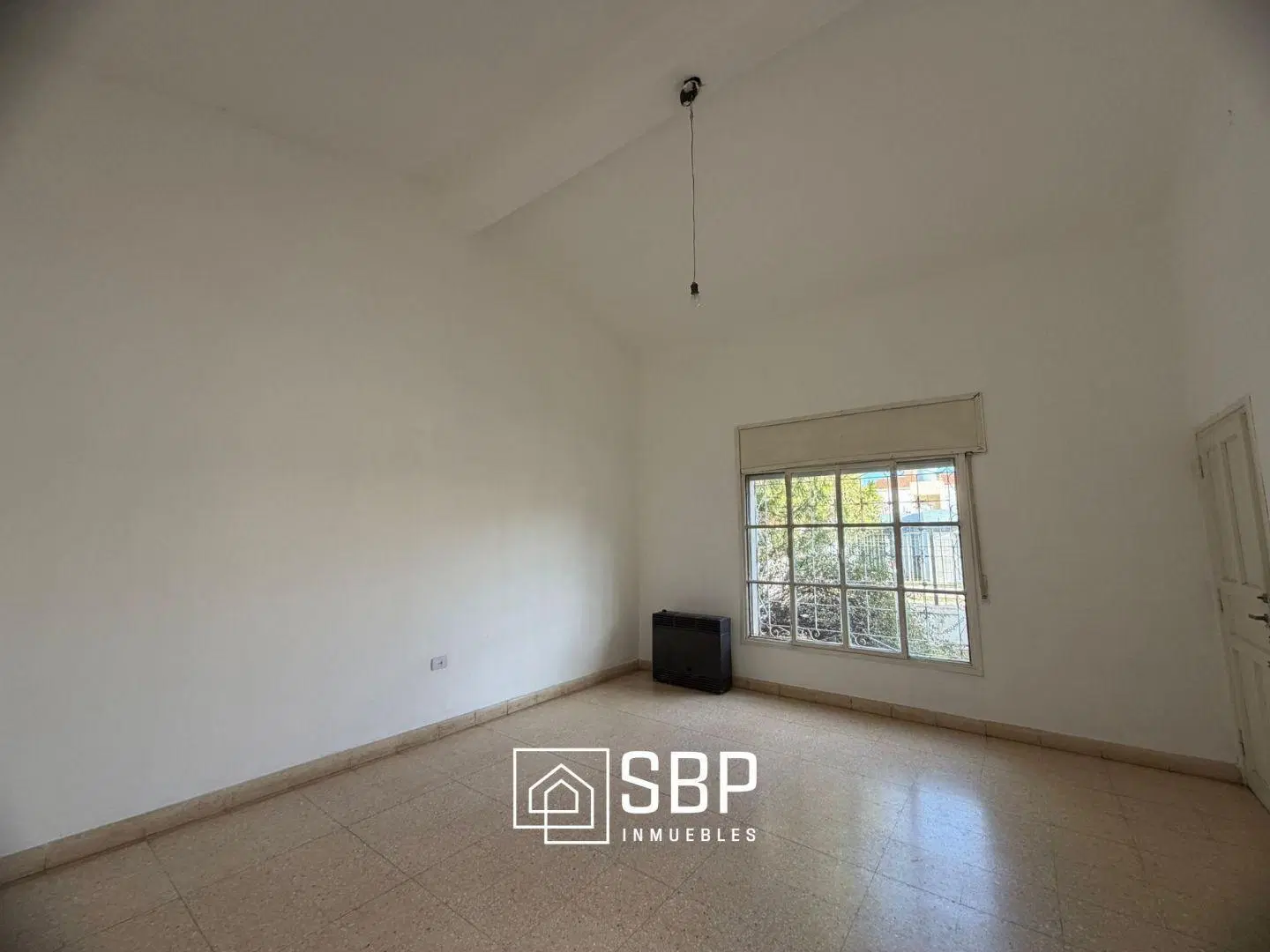 Casa en Venta | Una Planta | 3 Dorm | Villa Cabrera 2