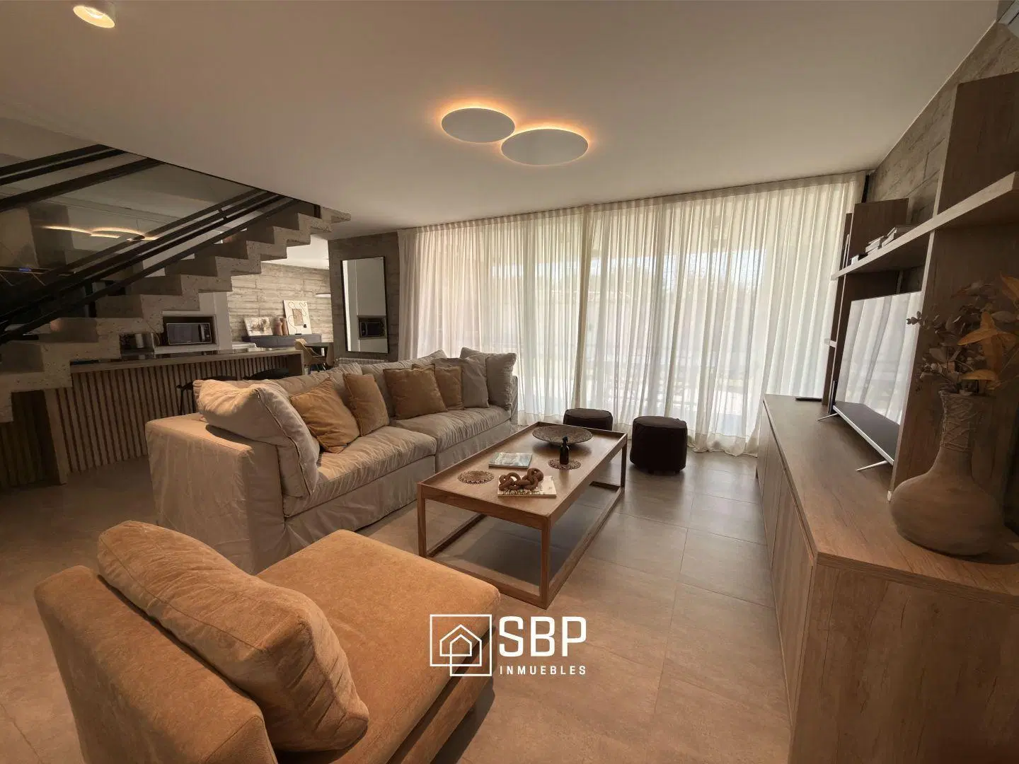 Dúplex en Venta | Barrio La Carolina en Housing cerrado | 3 Dorm 1