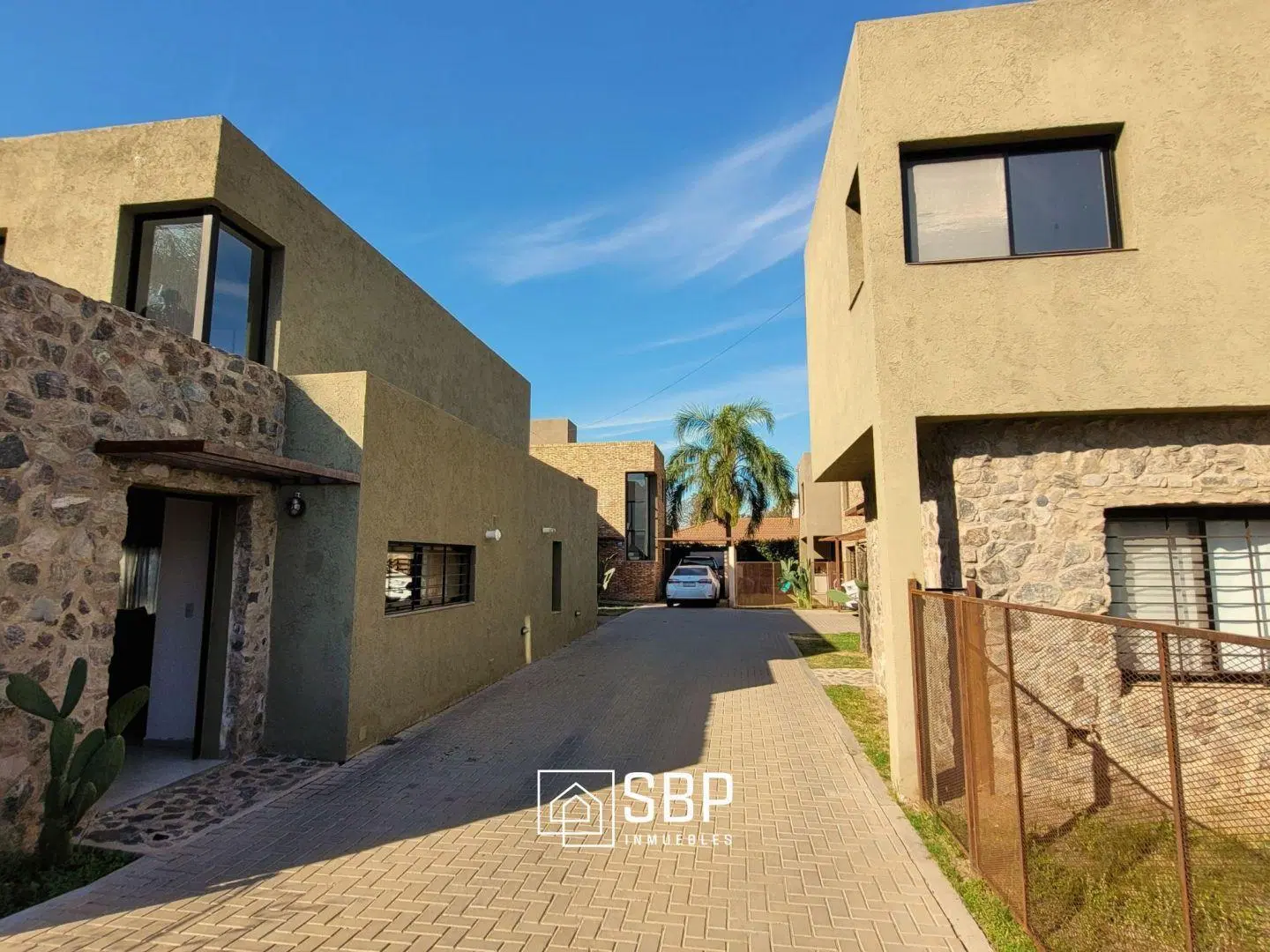 Duplex Apto Credito en Housing Cerrado | Villa Belgrano | 3 Dorm. | Patio | Cochera 2