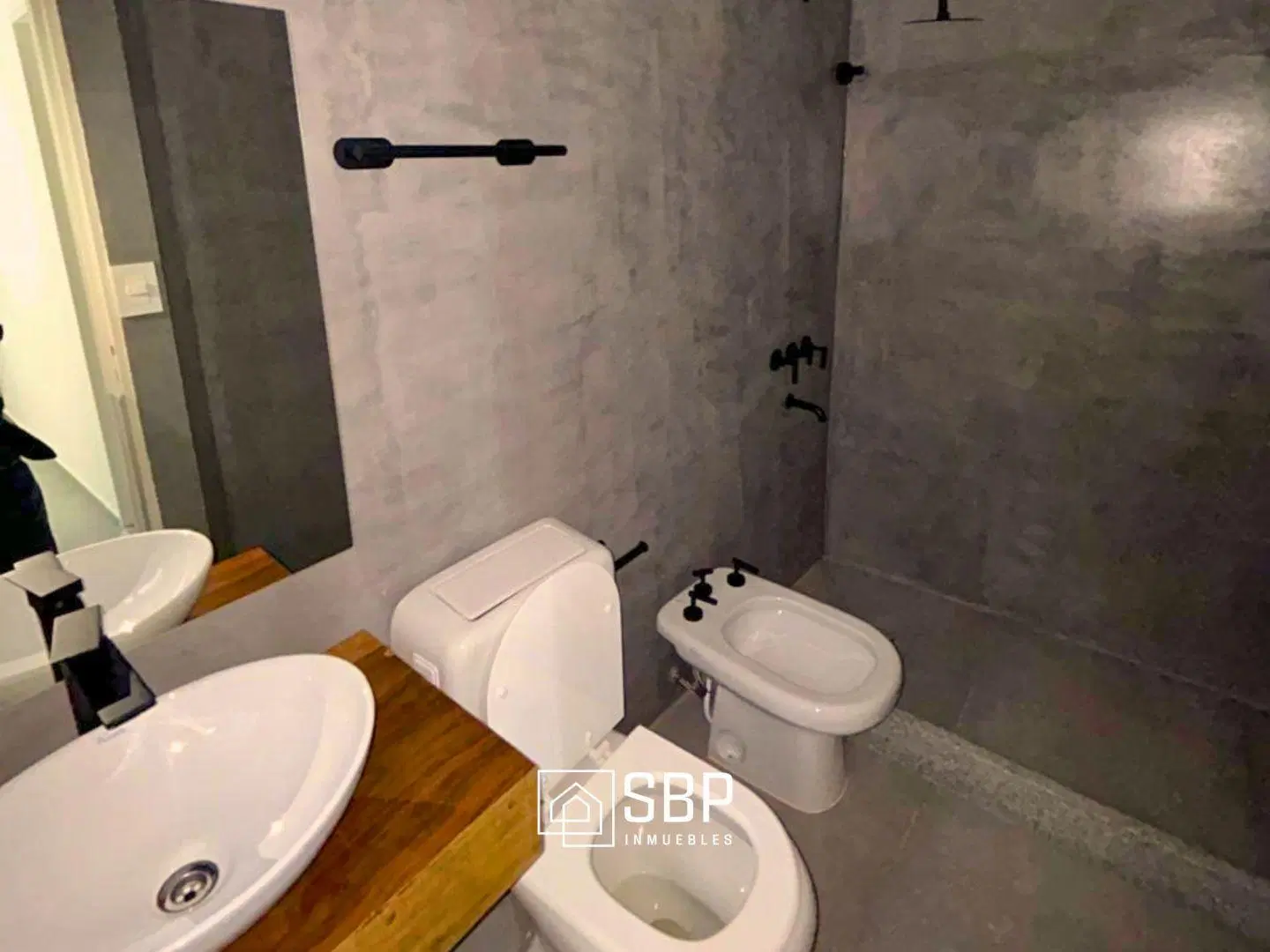 SE ALQUILA DUPLEX | A UNA CUADRA DE RECTA MARTINOLLI 4