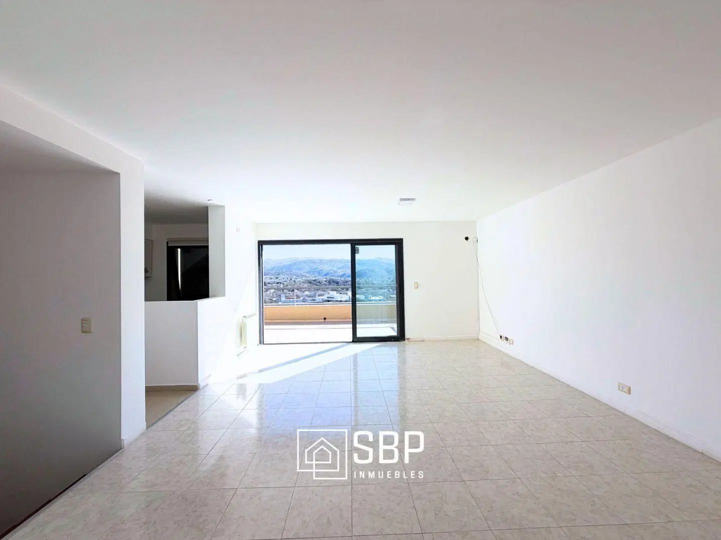 Departamento en Venta | La Cuesta | 2 Dorm | con Balcón 3