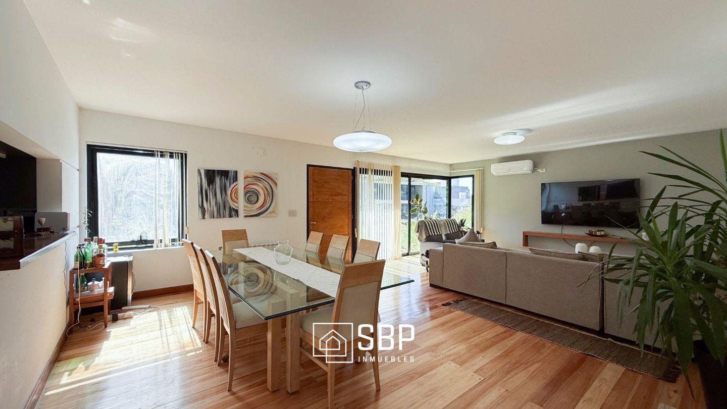 Foto de Vendo Casa La Rufina | 4 Dorm | Quincho Cerrado | Pileta, imagen 3
