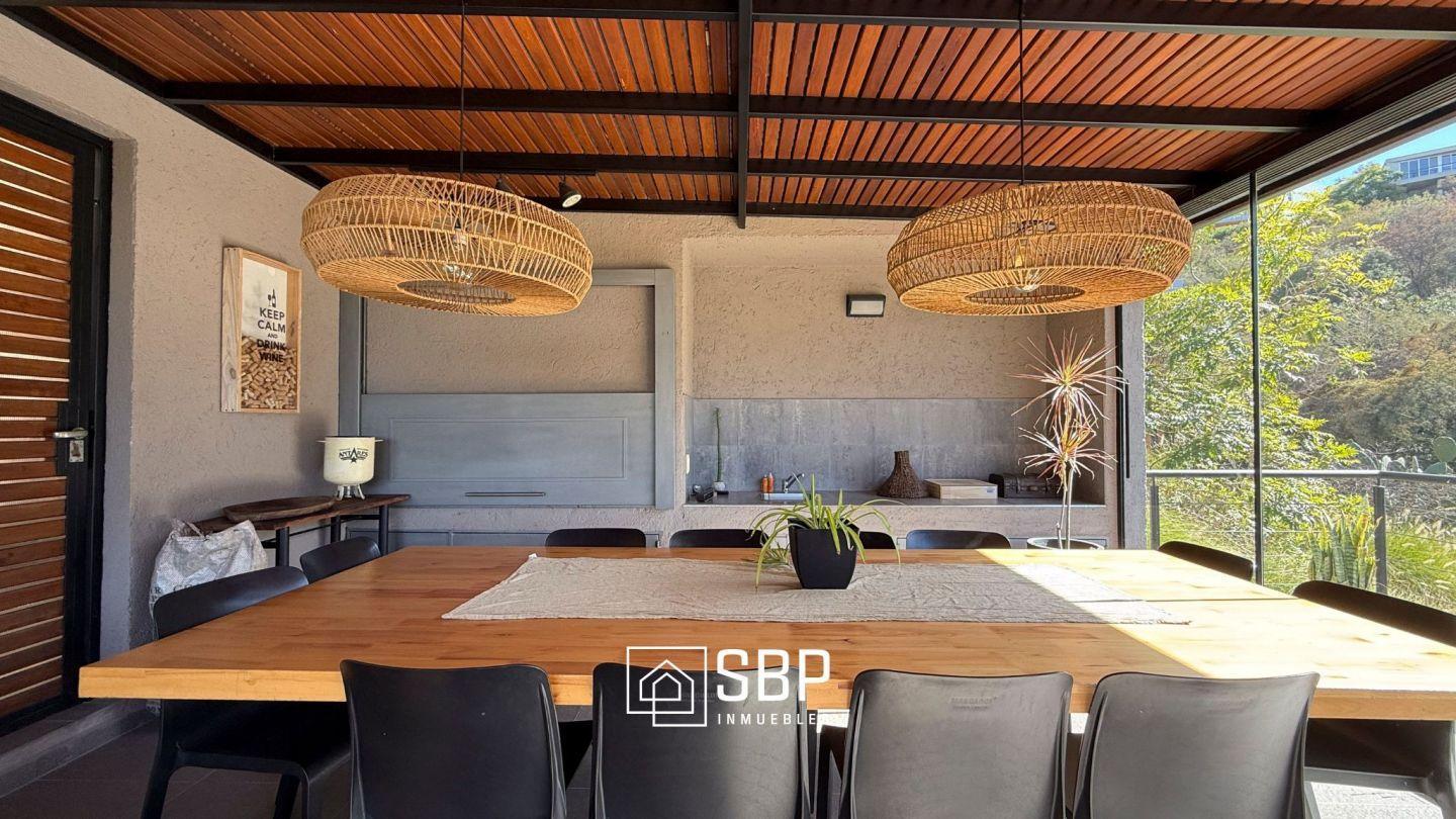 Foto de Vendo Casa La Rufina | 4 Dorm | Quincho Cerrado | Pileta, imagen 1